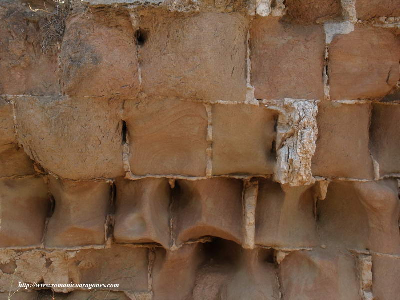 DETALLE DE SILLARES ISLÁMICOS DEL PRIMER RECINTO